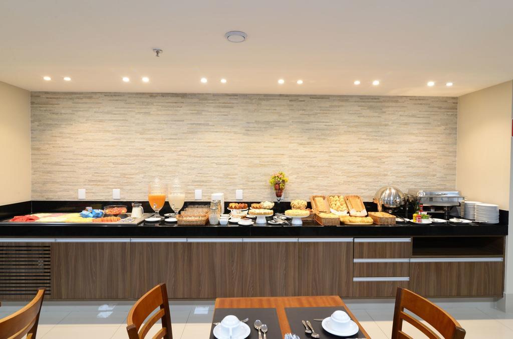 Tulip Inn Vila Velha Vila Velha  Eksteriør bilde
