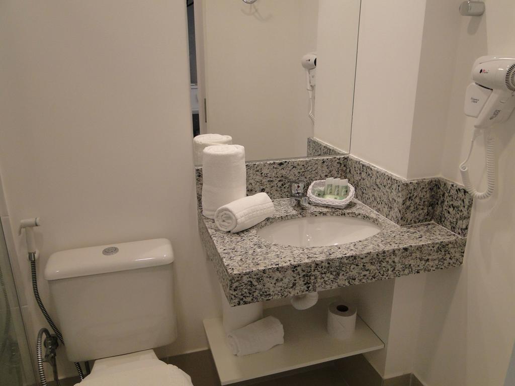 Tulip Inn Vila Velha Vila Velha  Eksteriør bilde